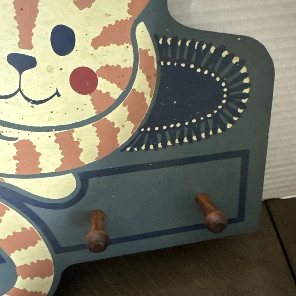 Country Folk Art Shelf Orange Stripe Cat 10.5